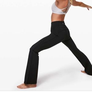 Lululemon black groove pants size 8